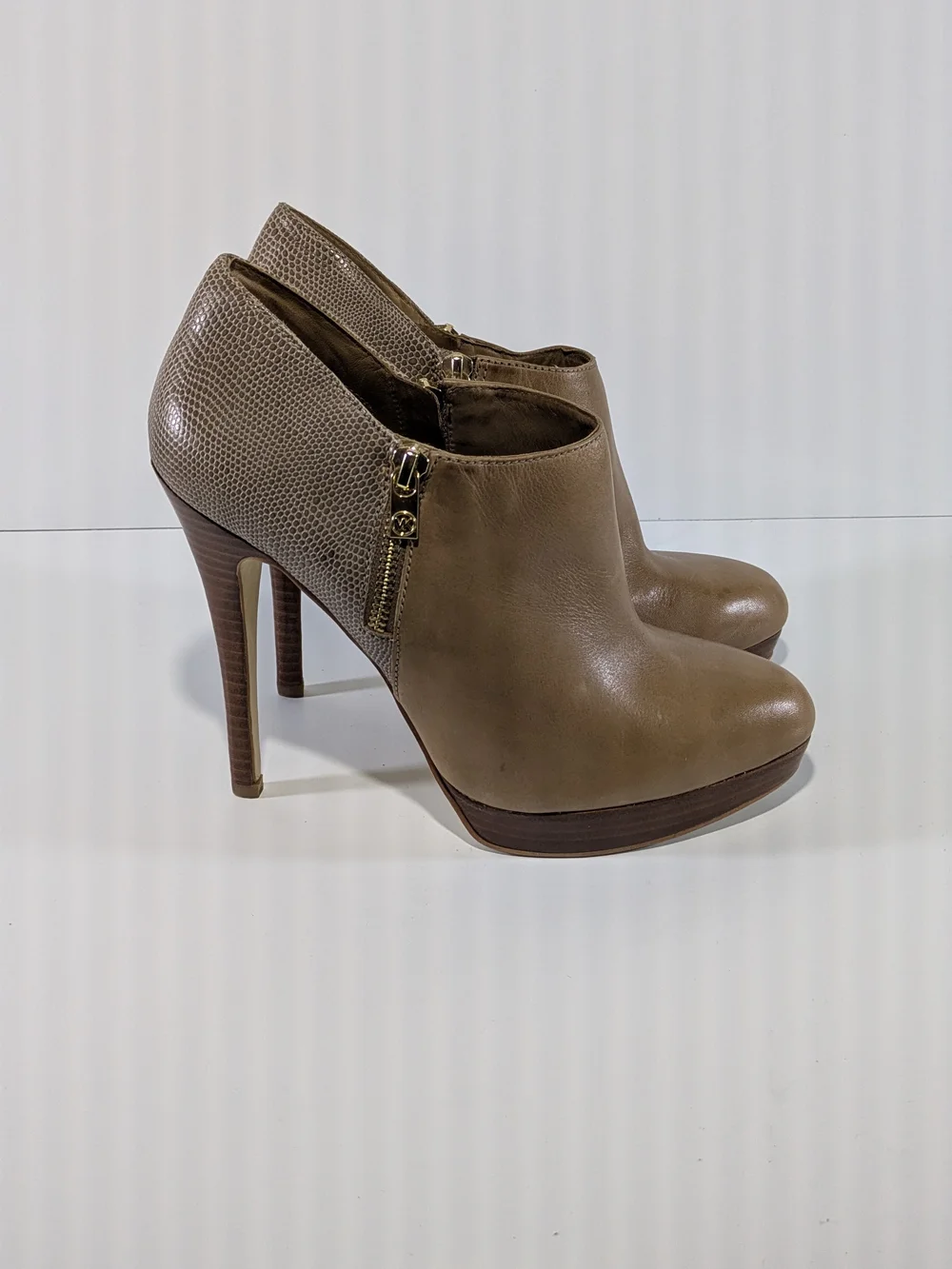 Michael Kors Leather & Lizard Texture Platform Heeled Booties Size 10M